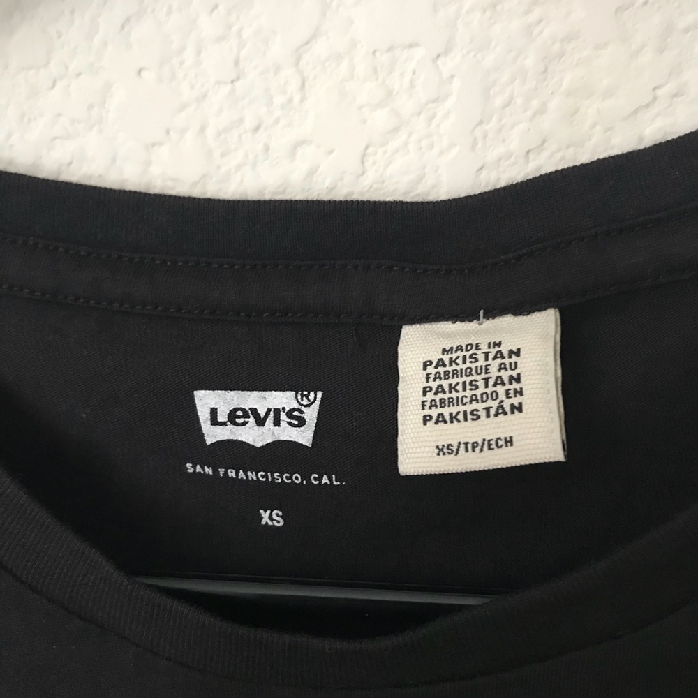 Levi’s basic tee - Picture 2 of 4